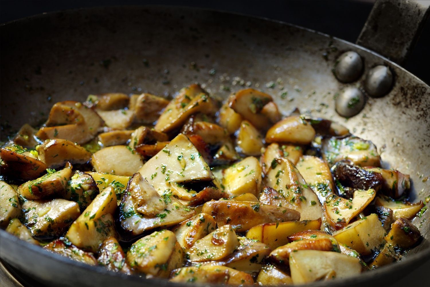 Cèpes confits en persillade